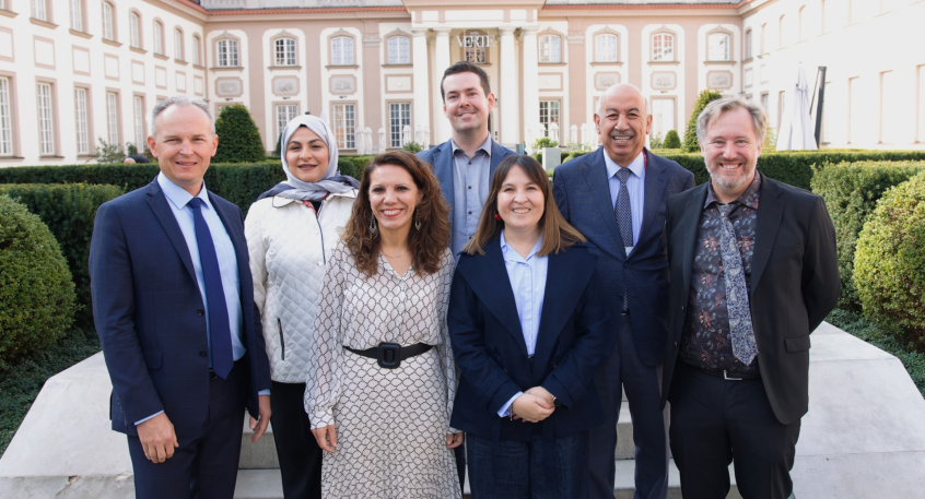Photo of Standing Committee with newly elected members