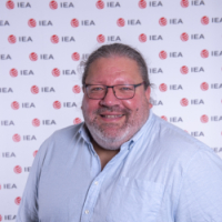 Headshot of Tim Daniel